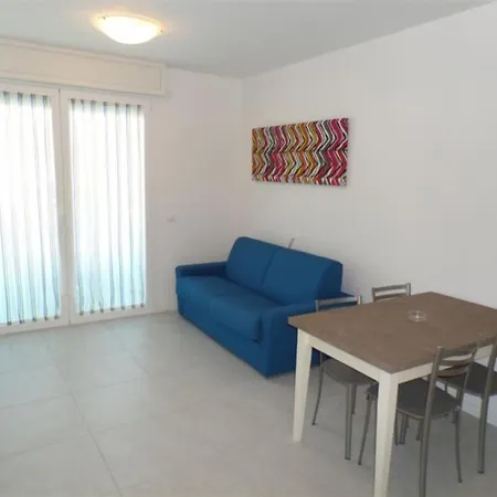 Equipped Flat For A Cozy In *
